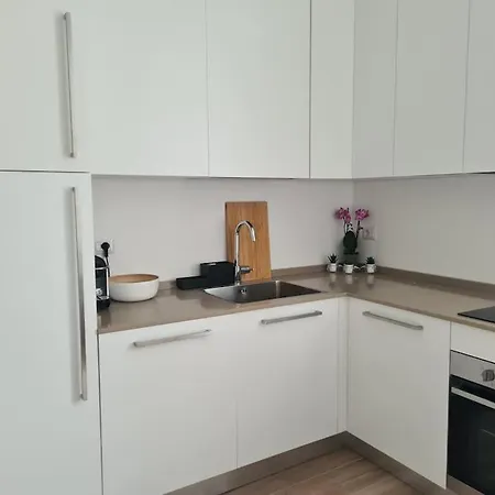La Casa Salvia Tra Bocconi E Navigli Apartment