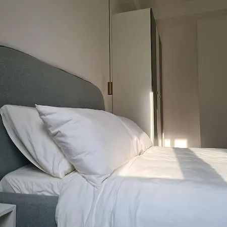 La Casa Salvia Tra Bocconi E Navigli Lejlighed