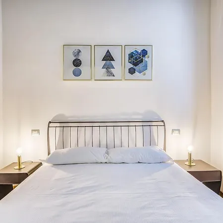 Ferrari Apartment Milan