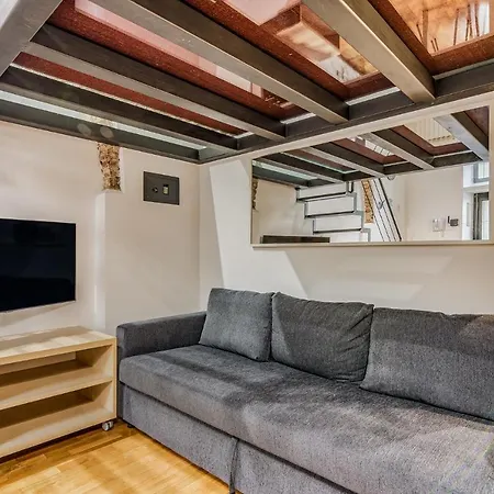 Ferrari Apartment Milan