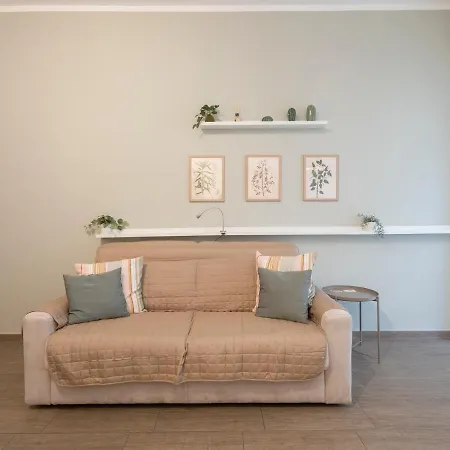 I Host - Montesuello 9