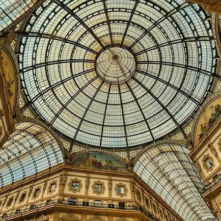 Lugano - Free Internet And Netflix * Milan