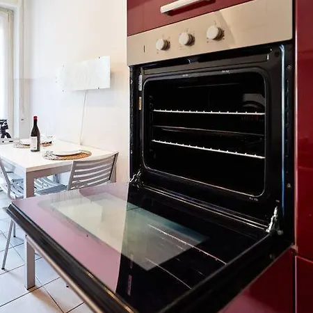 Lugano - Free Internet And Netflix *