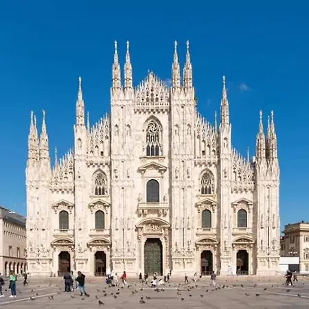 Duomo-navigli Fashion Week