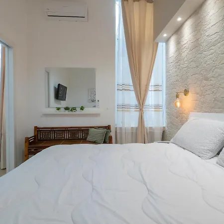 아파트 Luxury White Loft Orti 14 *