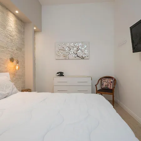 Luxury White Loft Orti 14 Daire