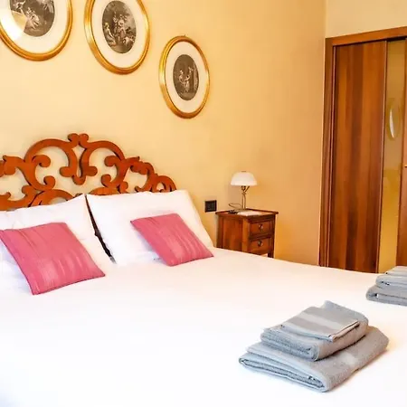 Duomo-navigli Fashion Week Apartment