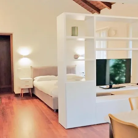 Le Guglie In Piazza Castello - Centro Storico *