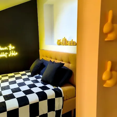 Wonderland In Shopping Area, Ac, Wifi And Subway Apartmán