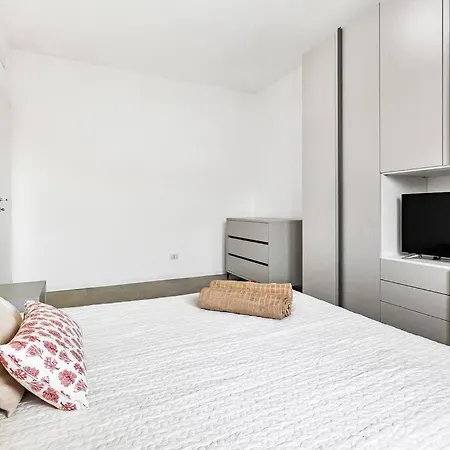 Alessia's Flat - Caroli Milan