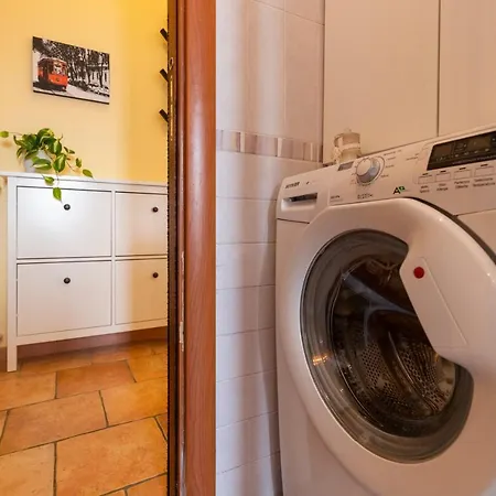 Gonin San Cristoforo Apartment Milan