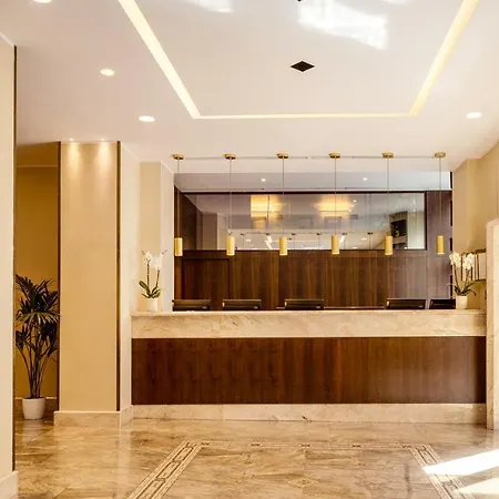 Hotel Galles 4*
