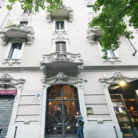 Apartment Isola-garibaldi *natura Chic* Elegante Borsieri Milan