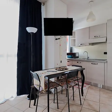 Apartment B2-hosted By Sweetstay *