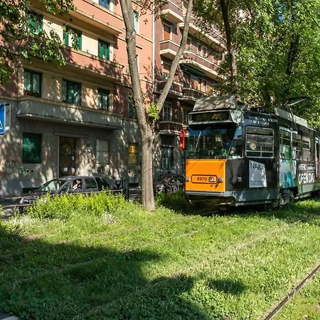 Luna Homes - Bilocale In Mac Mahon * ميلان