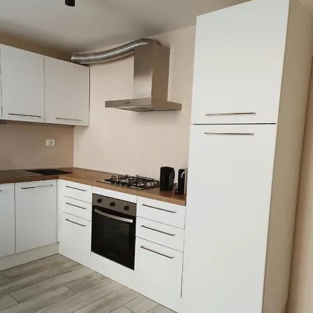 Yr - Bocconi Holiday home *