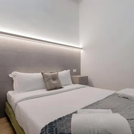 Retreats Porta Romana Apartment *