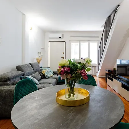Apartment Easy Loft, Porta Romana - Fondazione Prada *