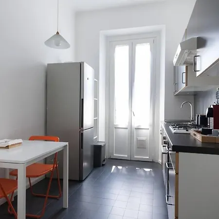Apartament Youhosty - Correggio 55 B