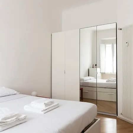 Apartament Youhosty - Correggio 55 B