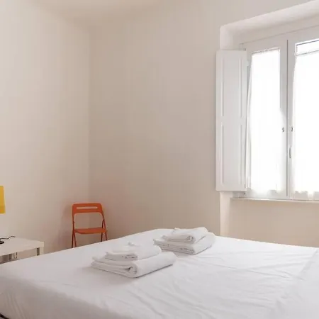Youhosty - Correggio 55 B Apartament Mediolan