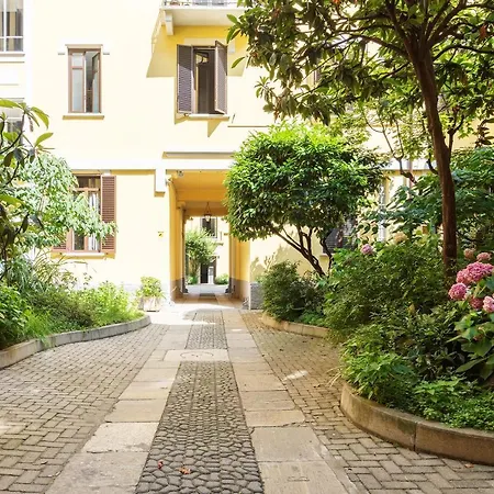 Easyhomes - Brera Luxury Milano