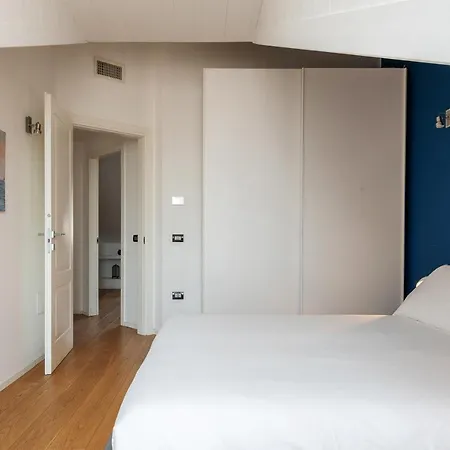 Easyhomes - Brera Luxury * Milán