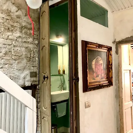 Daire Charming And Design Attic Loft In Coolest Area Navigli Ticinese *