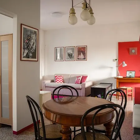 Accomodo - Mib13 Bivano Navigli * Milánó