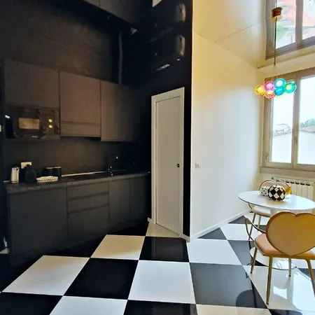 Wonderland In Shopping Area, Ac, Wifi And Subway