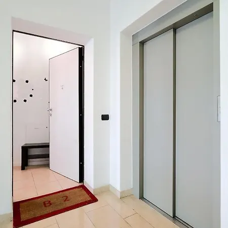 Apartment B2-hosted By Sweetstay Milan