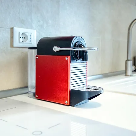 Апартаменты Guesthost - Casa Parkview! *