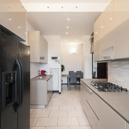 Easylife - - Melzi D'eril 18 - Parco Sempione Apartmán *