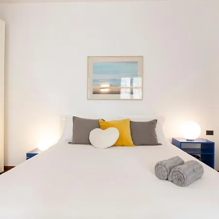 Canonica 32 - Arco Della Pace