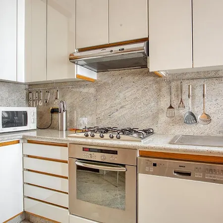 Joivy Captivating Flat With Balcony Apartmán