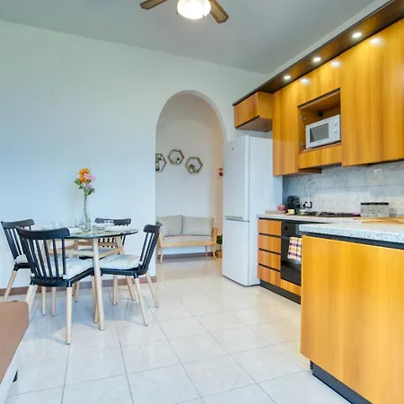 Guesthost - Casa Graziella, Bilocale A 5 Minuti Dal San Raffaele Per 5