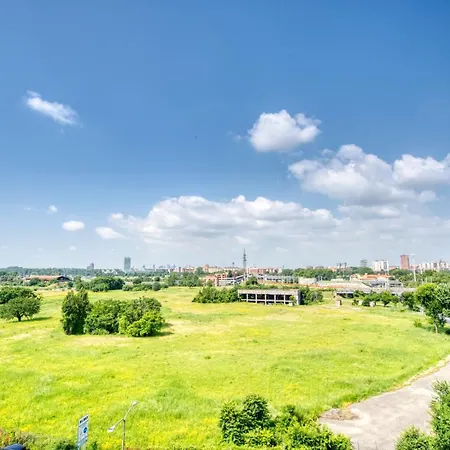 Guesthost - Casa Graziella, Bilocale A 5 Minuti Dal San Raffaele Per 5 Milán