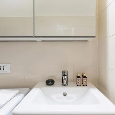 Col Di Lana Flexyrent Apartment Milan
