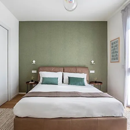 Luvi - Occhialini 5 Милан