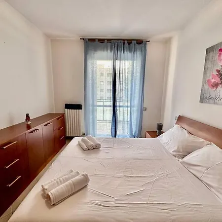 Tranquilla Terrazza Nel Con Garage By Revenue House Appartement