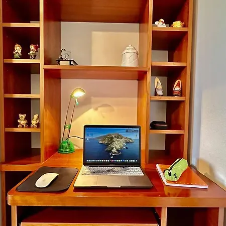 Tranquilla Terrazza Nel Con Garage By Revenue House Daire