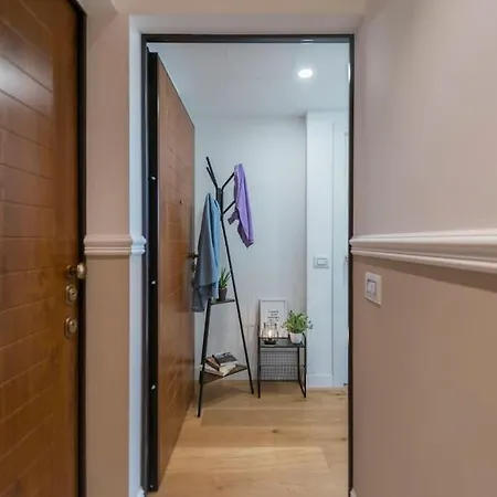 Apartment Cozy Private Flat - Mm Marche 7 Min