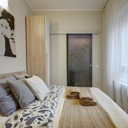 Milanrentals - Tiffany *