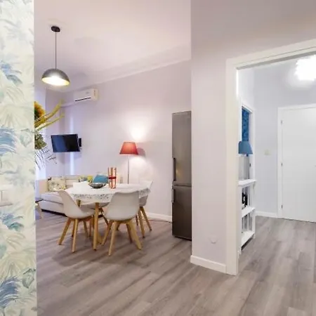 Home Roberta דירה