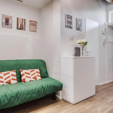 Joivy Delightful 1-bed Flat In The Centre Of * Milan