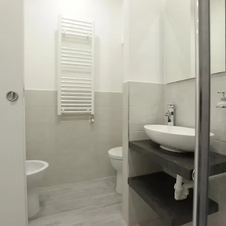 Apartmán Just Urban - Stylish 1br In Center - Balcony And Metro M2 M4 Milán