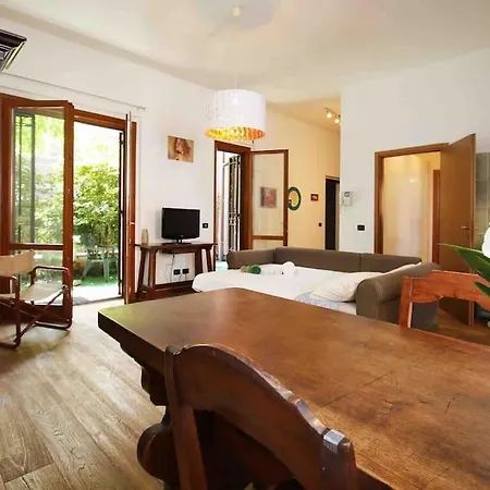 Con Giardino Vicino A San Siro Apartman *