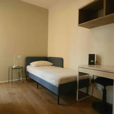 Apartment Sarpi Mailand