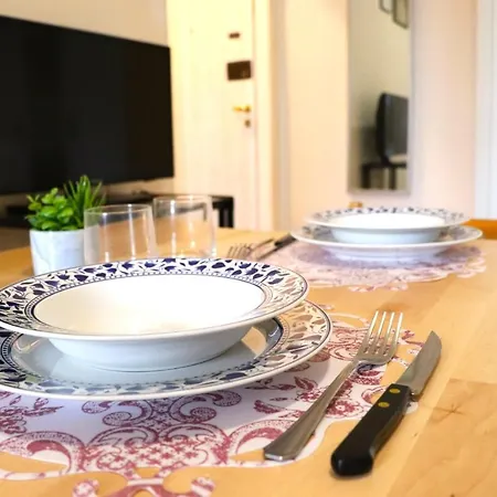 * La Casa Di Arti * 25 Min Dal Duomo Milano