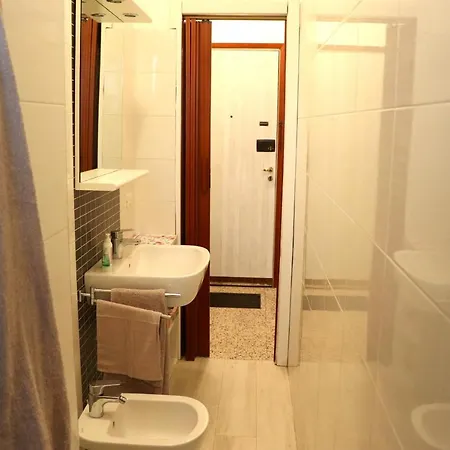Apartment * La Casa Di Arti * 25 Min Dal Duomo Milan